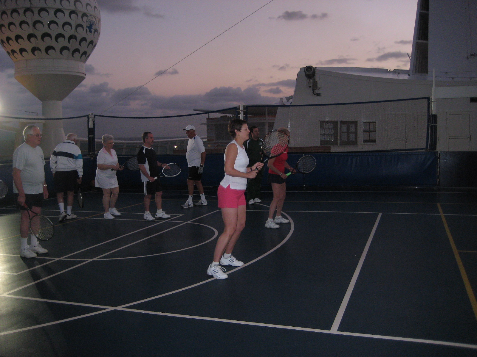 tennis cruise image 3
